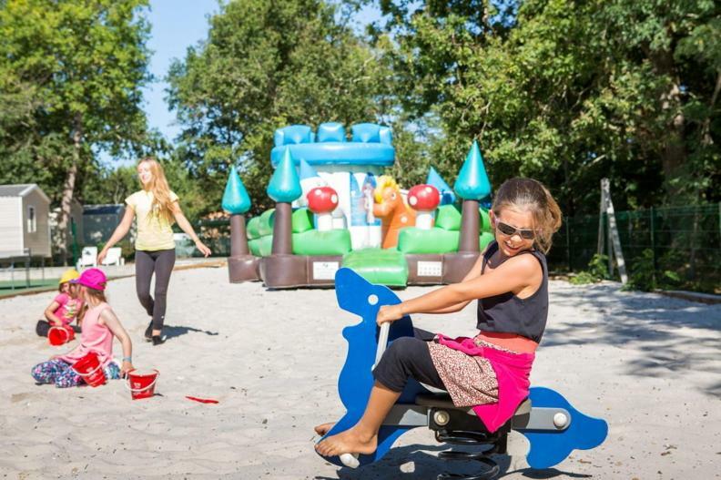 Mh Camping 4* Face Royan Soulac-sur-Mer Eksteriør bilde